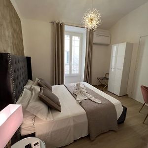 Kamer met een King Size Bed